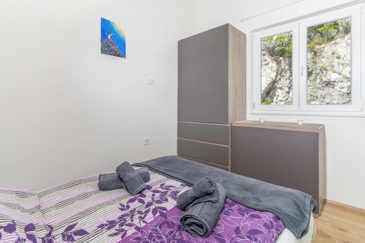Stunning Apartment In Quiet Street Near Center With Free Parking 4 Floor ริเยกา ภายนอก รูปภาพ